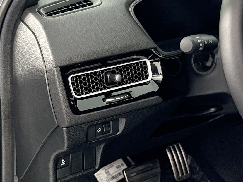 2025 Honda Civic Hybrid Sport photo