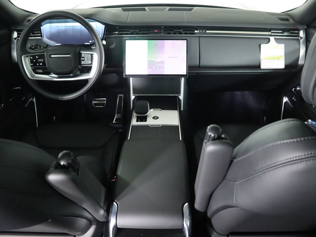 Thumbnail: 2025 Land Rover Range Rover - 14