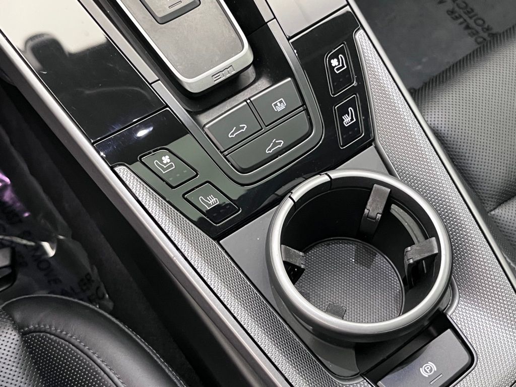 2021 Porsche 911 Carrera 16