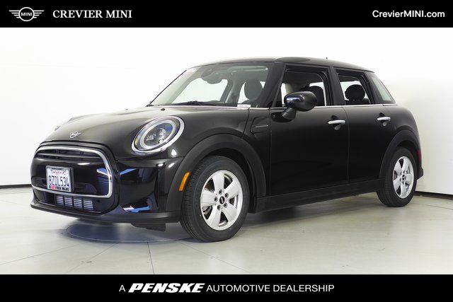 2022 MINI Cooper Classic 1