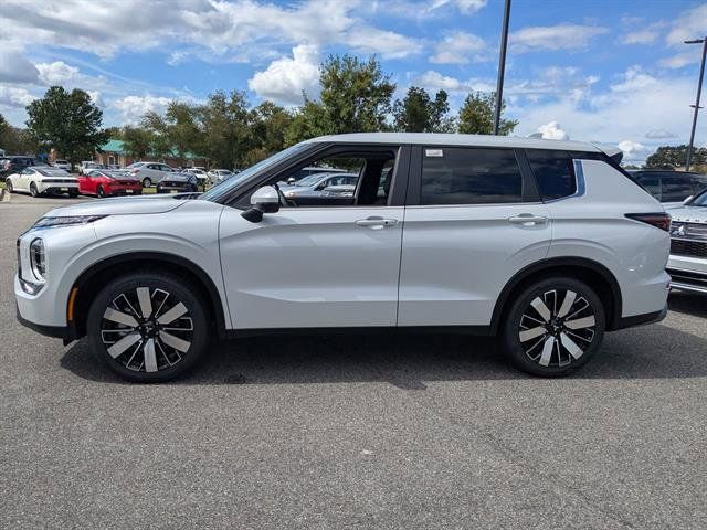 Used 2025 Mitsubishi Outlander SUV