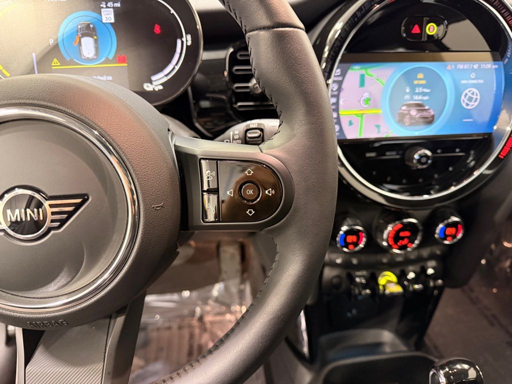 Thumbnail: 2024 MINI Cooper - 14