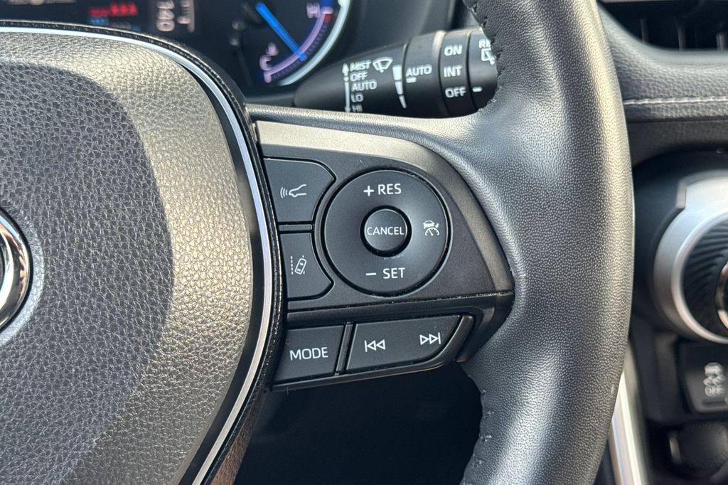 Certified Used 2020 Gray Toyota Limited image 31