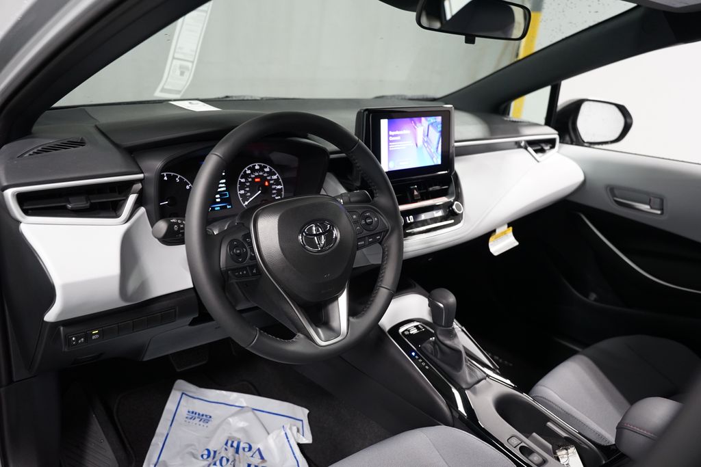 Thumbnail: 2025 Toyota Corolla - 11
