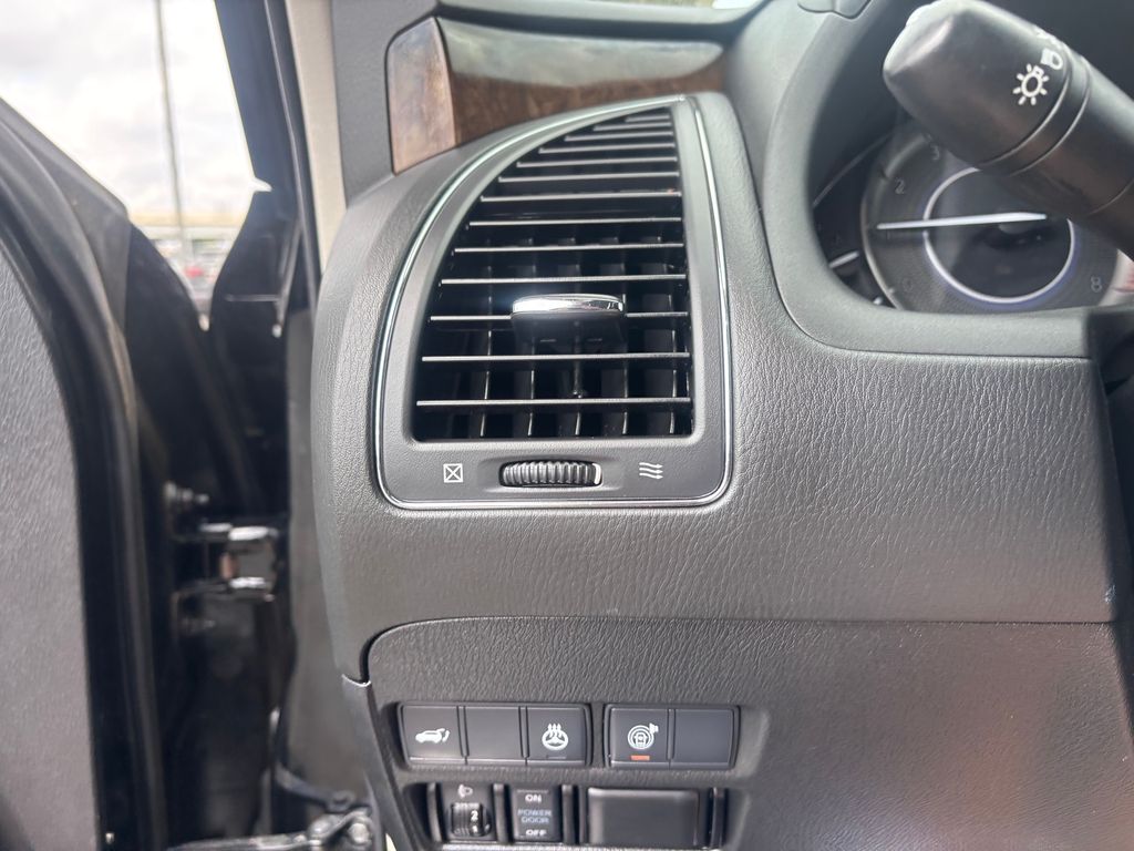 Used Car 2019 Infiniti Qx80  Luxe For Sale Under $30,000 In Austin, Texas