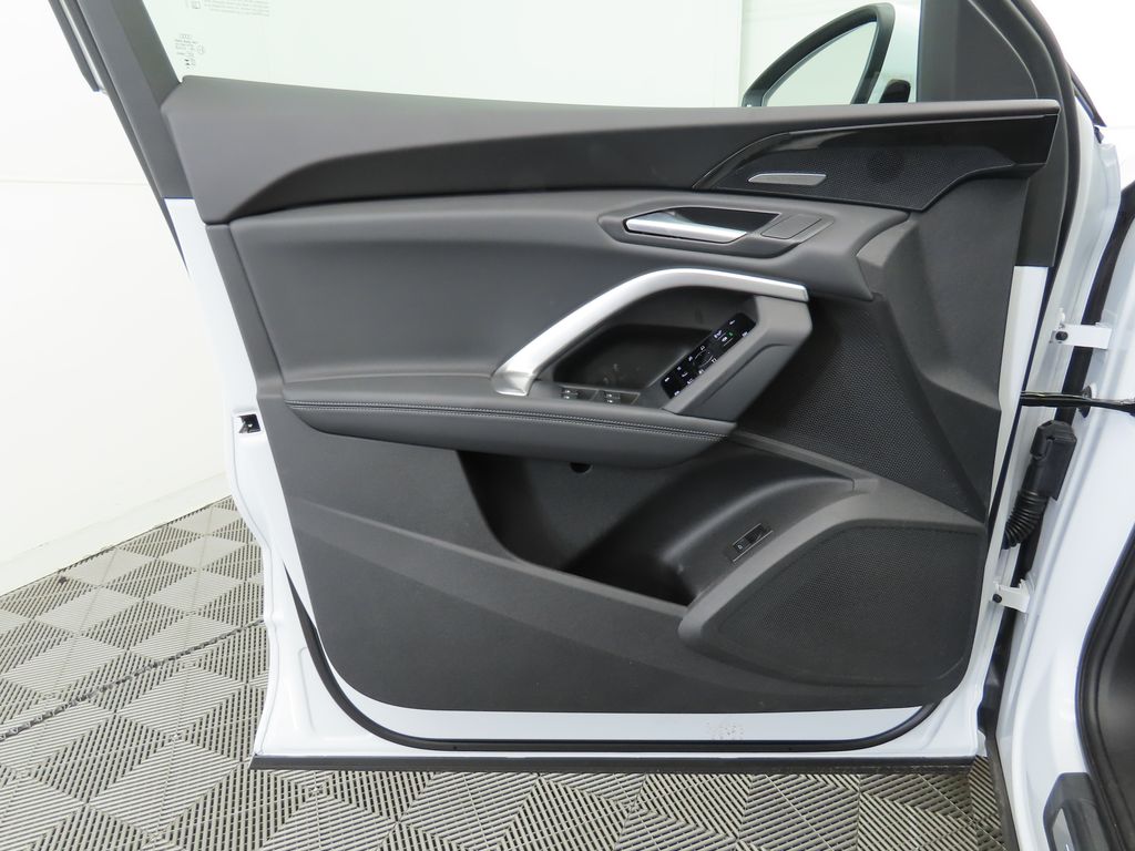 2025 Audi Q5 Premium 26