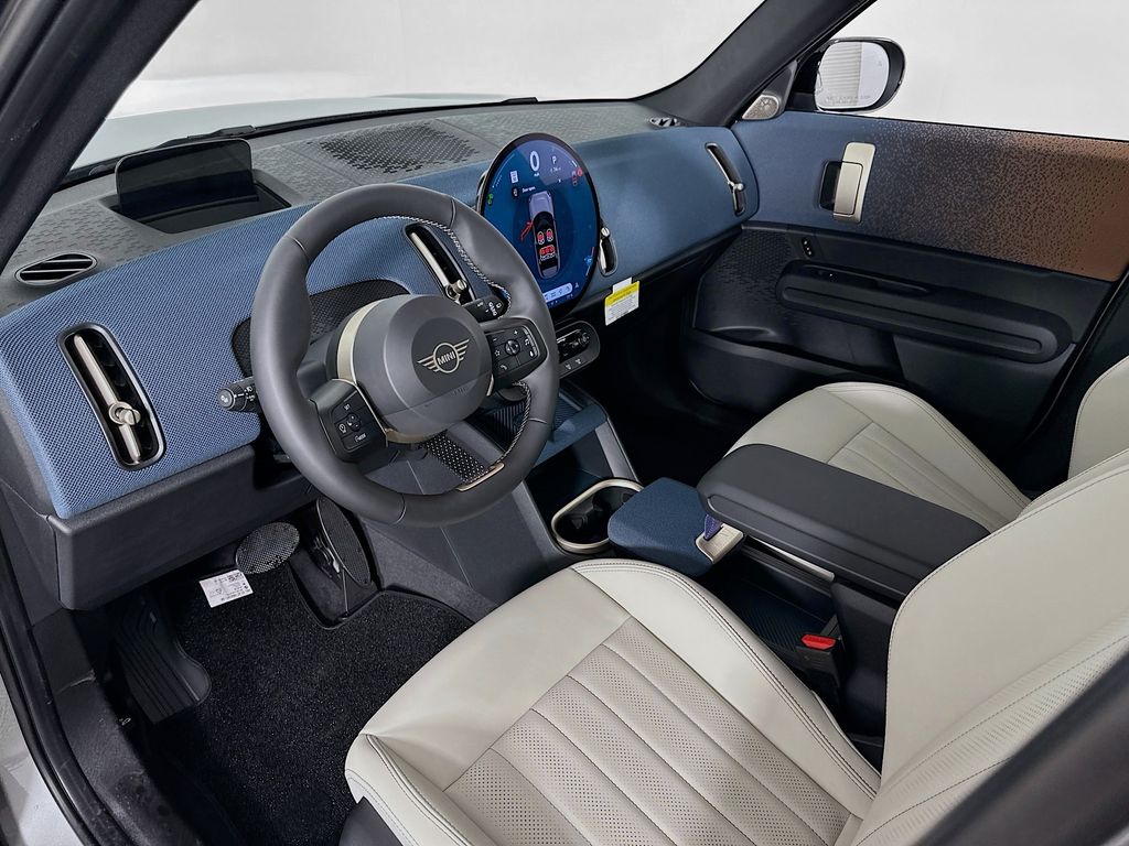 2025 MINI Cooper Countryman Base 9