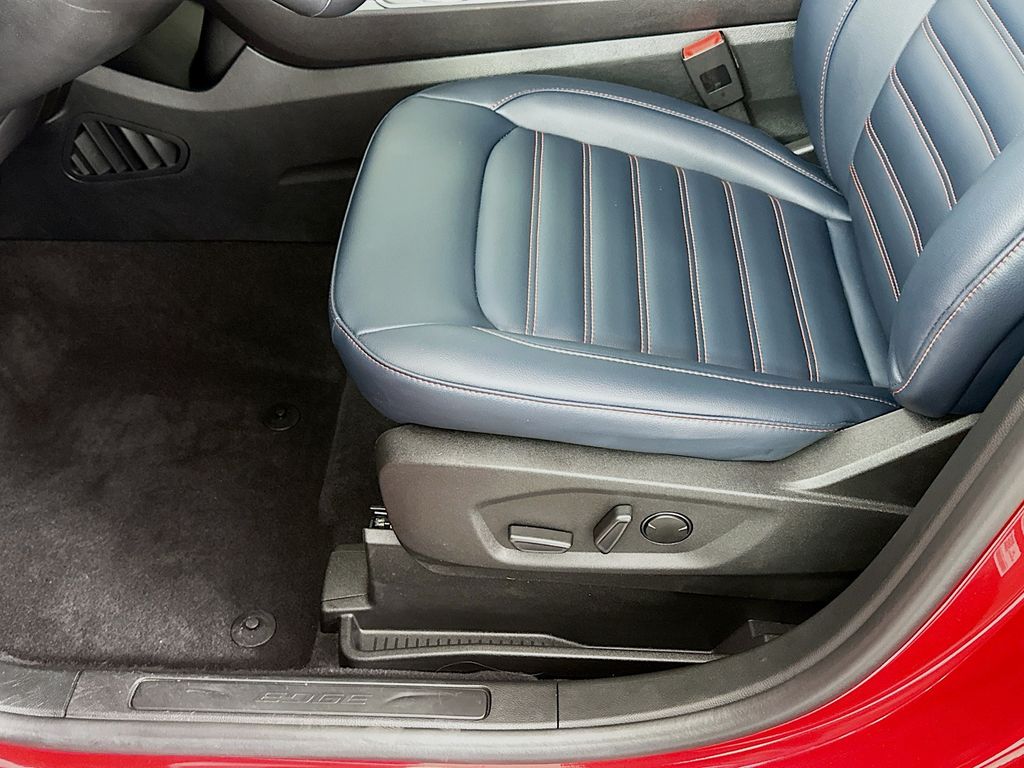 Thumbnail: 2024 Ford Edge - 19