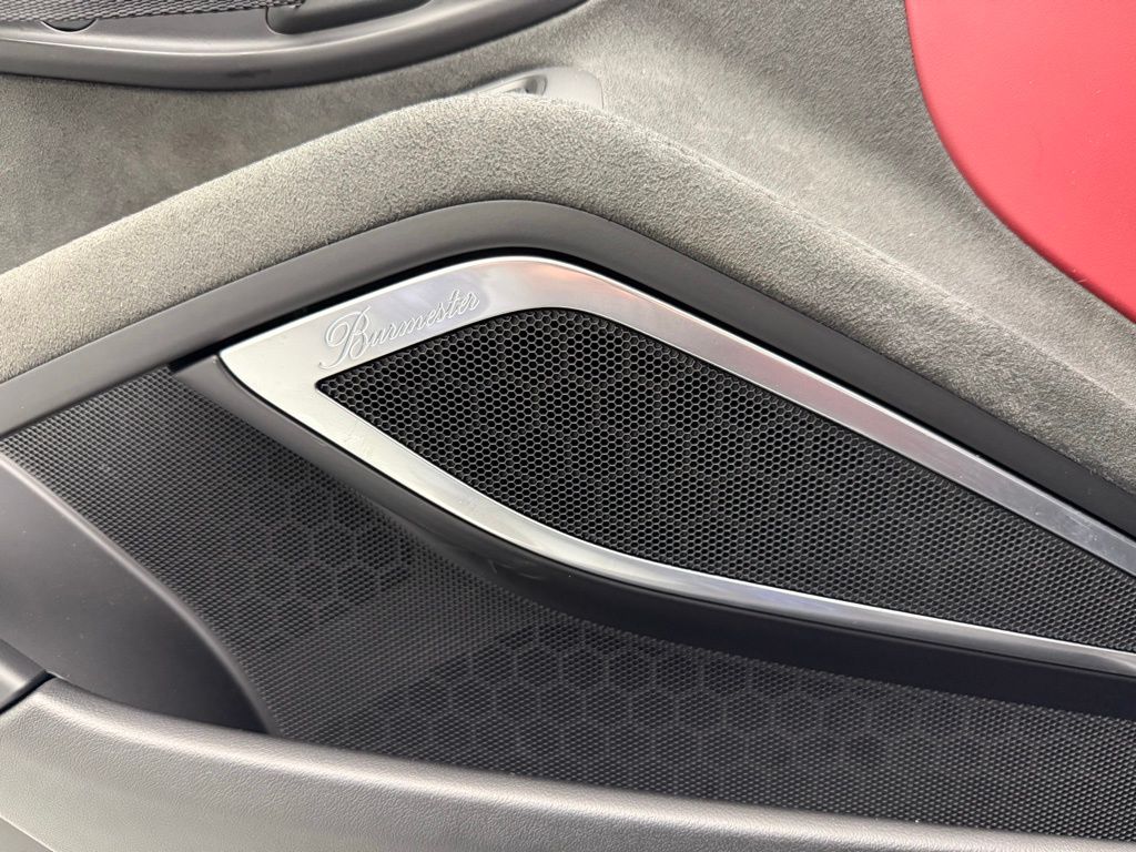 Thumbnail: 2022 Porsche  - 21