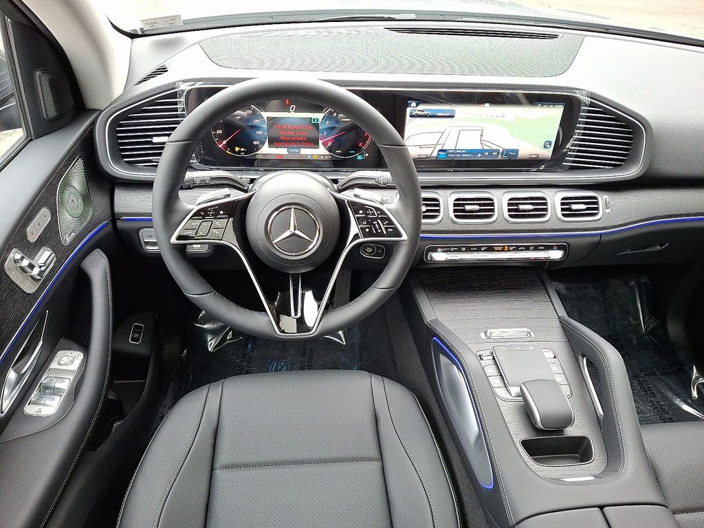 Thumbnail: 2026 Mercedes-Benz GLE - 6