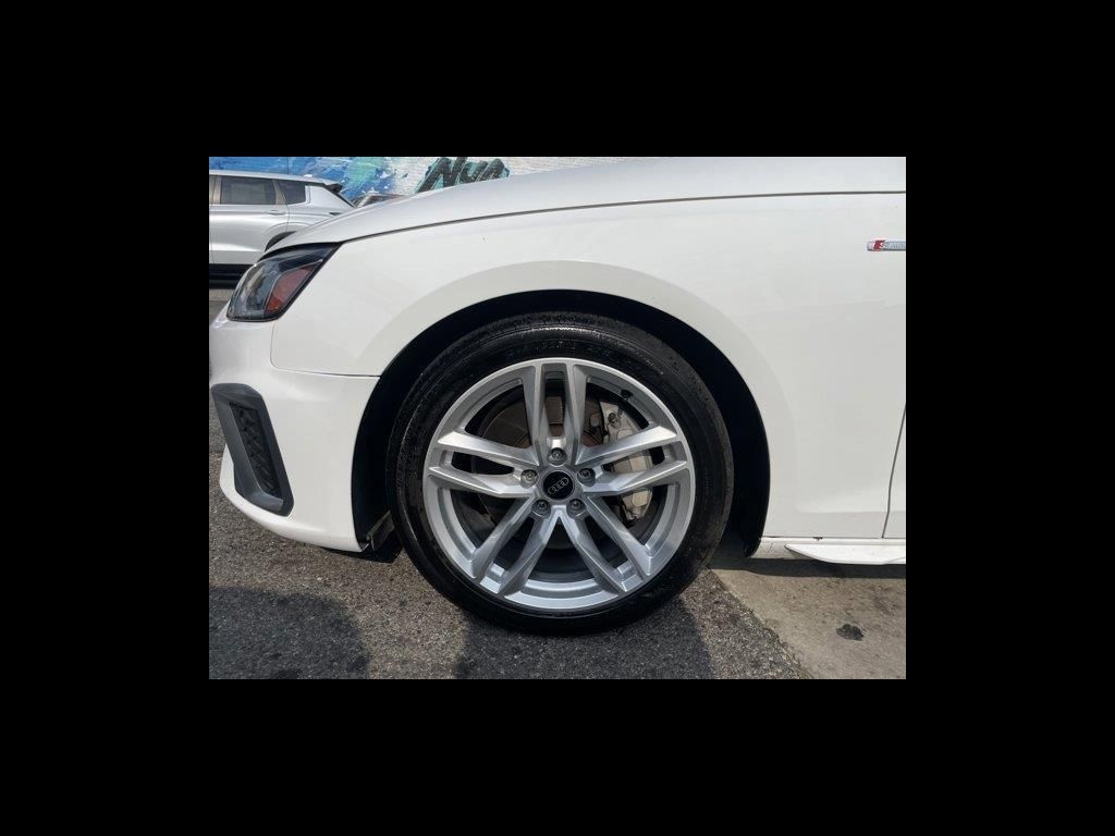 2023 Audi A4 45 S line Premium Plus photo 10