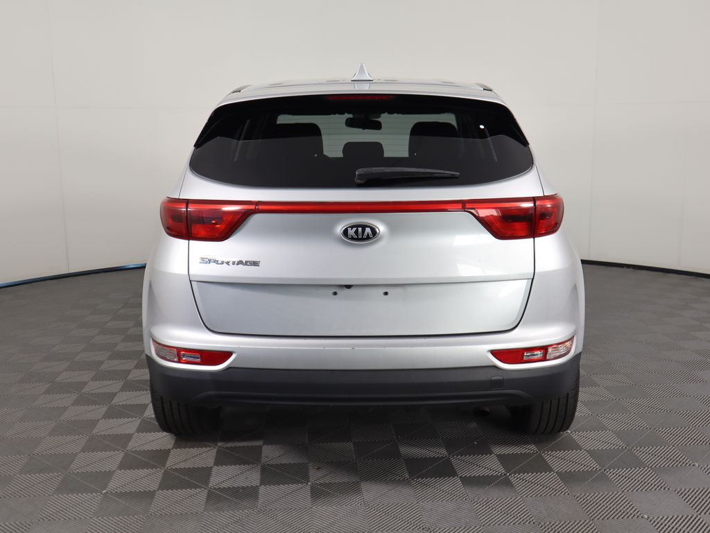 Thumbnail: 2017 Kia Sportage - 6