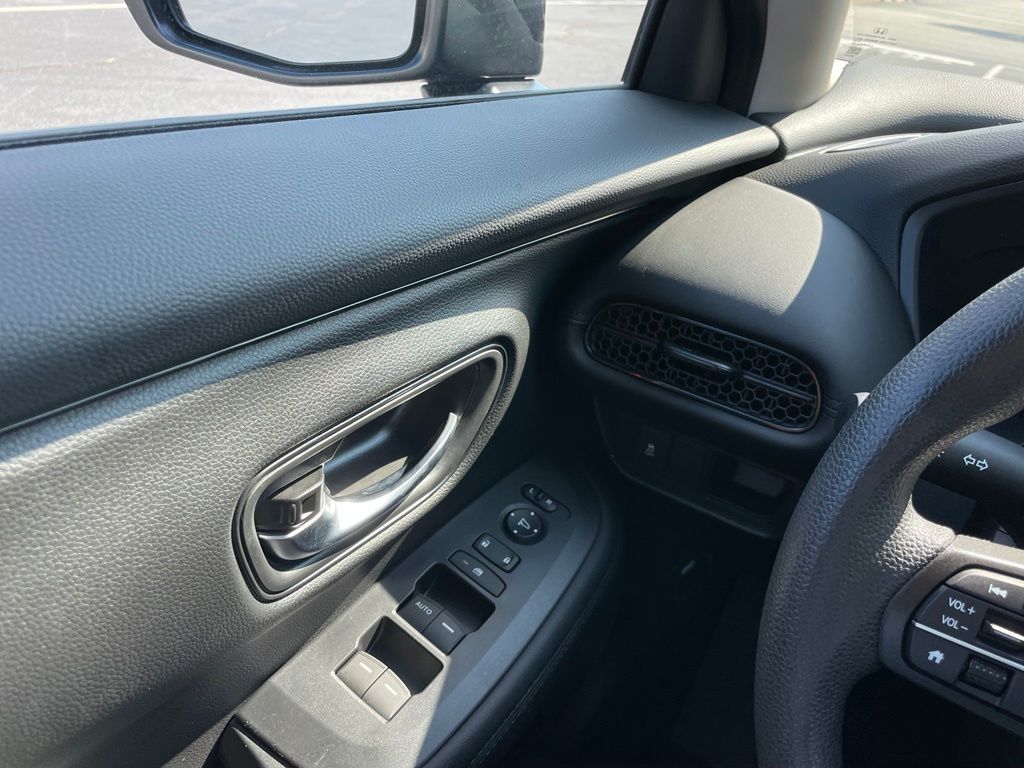 Thumbnail: 2026 Honda HR-V - 22