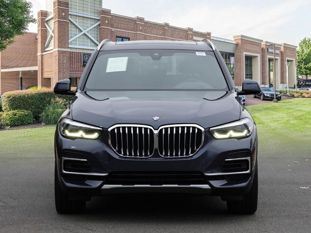 Thumbnail: 2022 BMW X5 - 2
