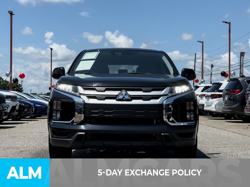 Used 2024 Gray Mitsubishi 2.0 ES image 3