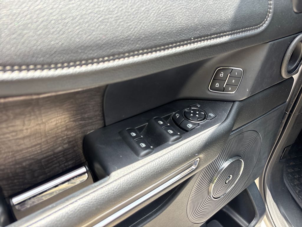 Certified Used 2019 White Ford Limited image 17
