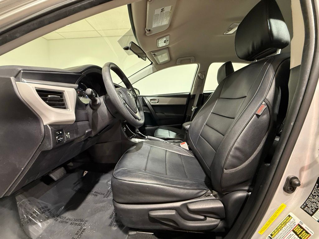 Thumbnail: 2015 Toyota Corolla - 12