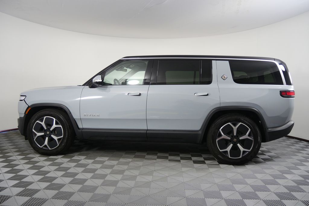Thumbnail: 2023 Rivian R1S - 6