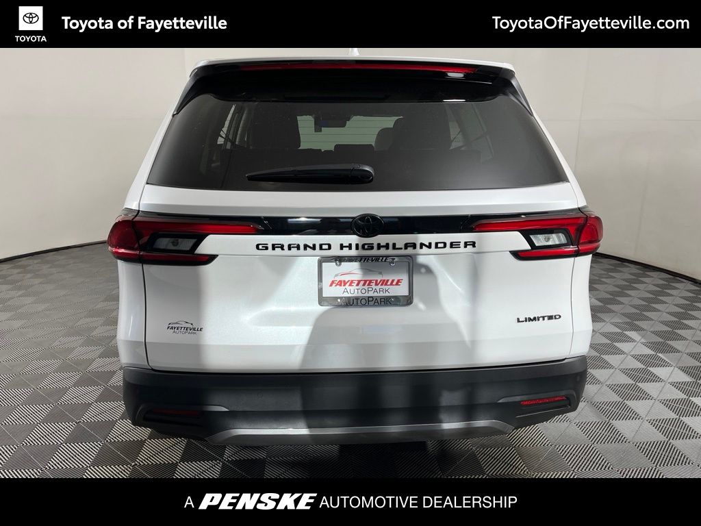 Thumbnail: 2026 Toyota Grand Highlander - 4
