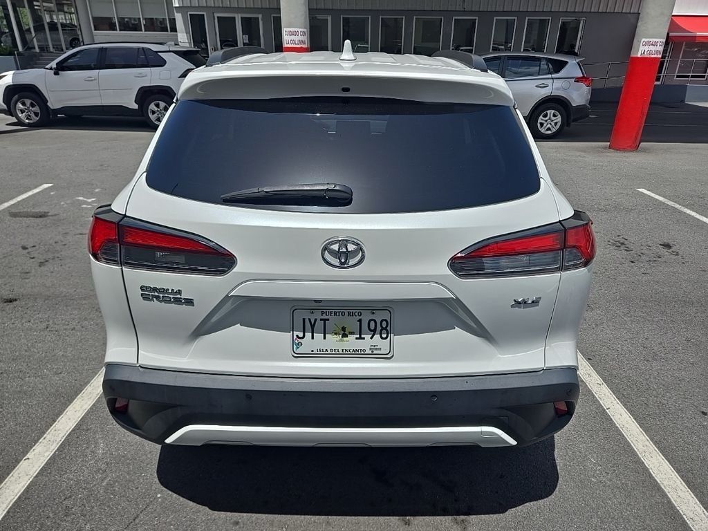 Thumbnail: 2022 Toyota Corolla Cross - 7