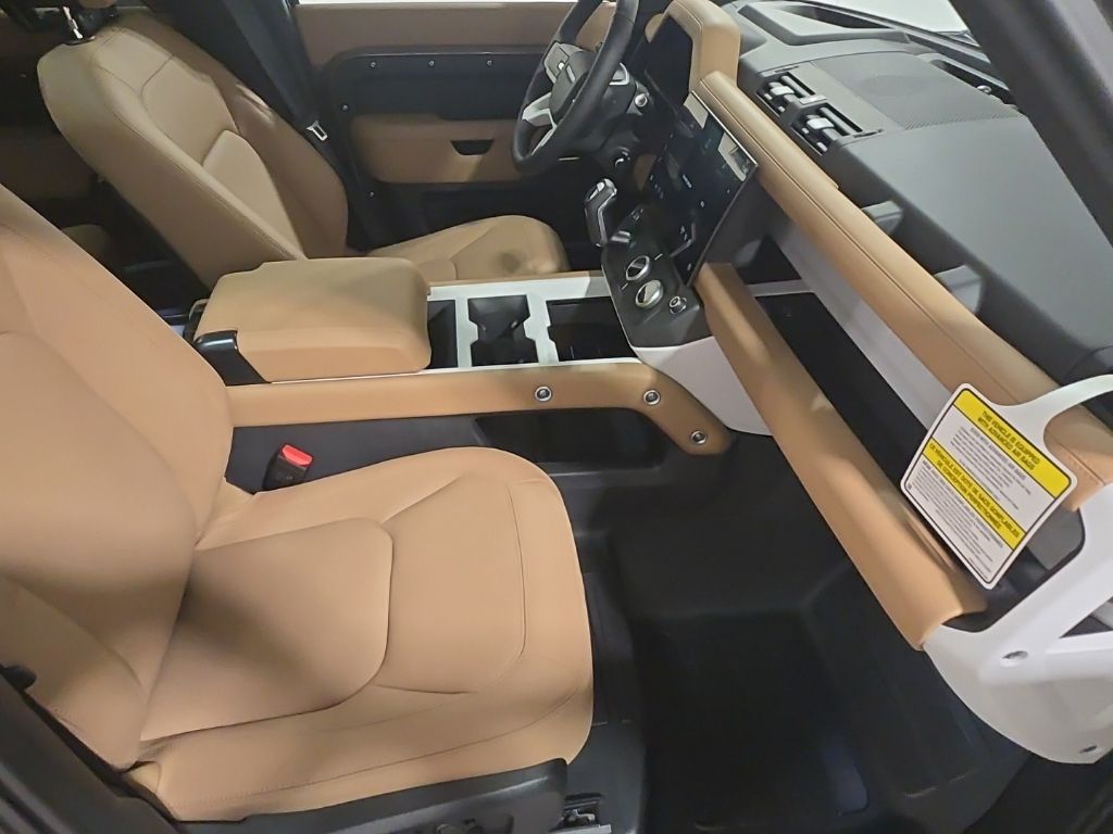 New 2026  Land Rover S image 16