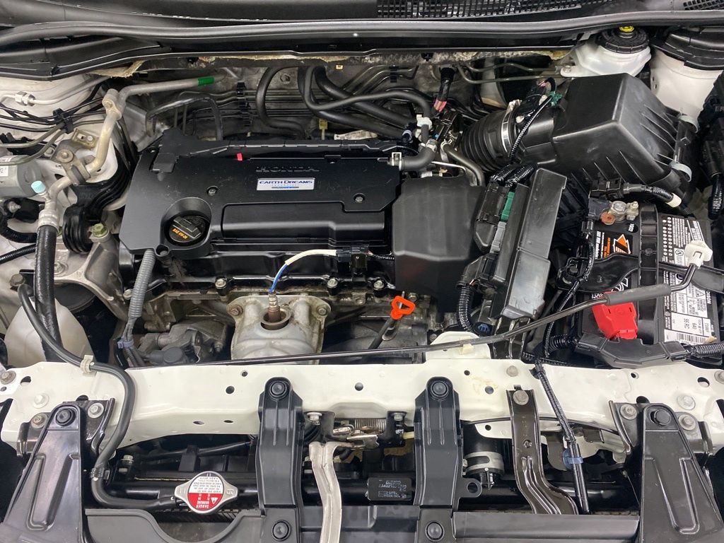 2016 Honda CR-V Touring photo
