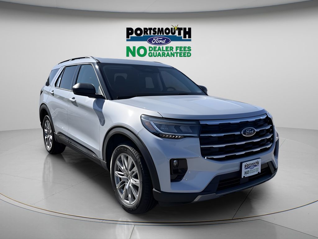 Space White Metallic 2026 Ford Explorer Active AWD SUV / Crossover All-Wheel Drive Automatic