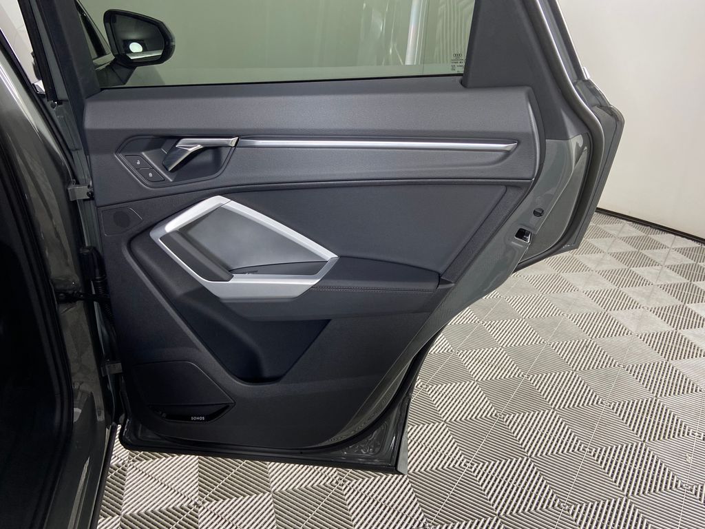 Thumbnail: 2025 Audi Q3 - 29