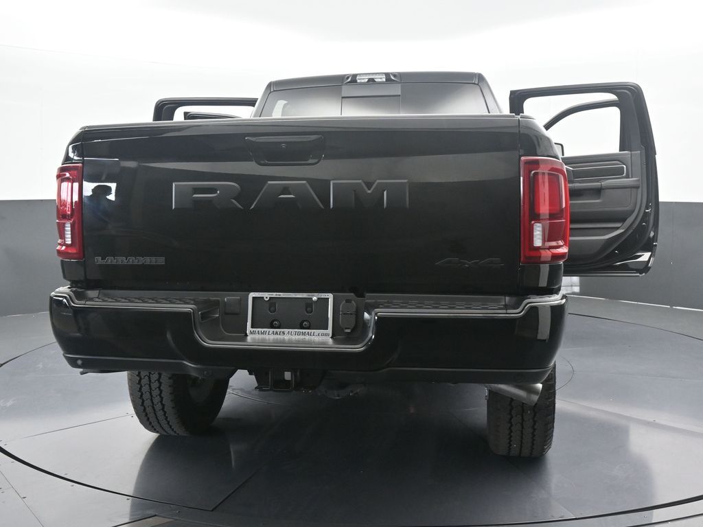 New 2026 Diamond Black Crystal Pearlcoat Ram Laramie image 72