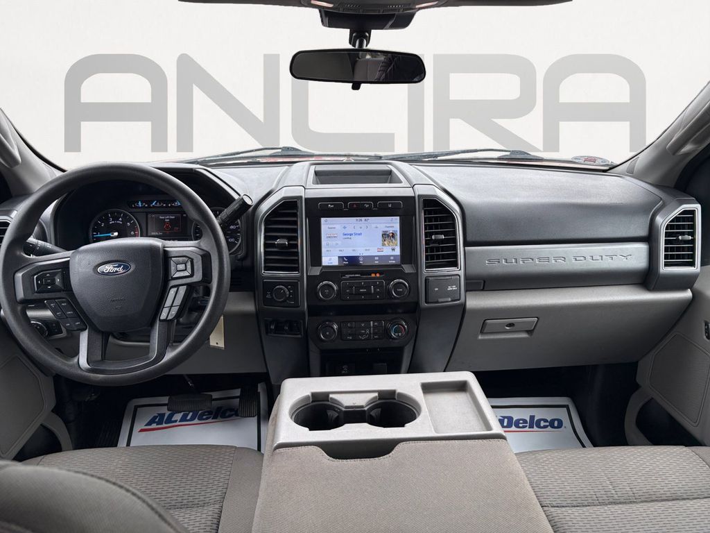 Used Car 2020 Ford F-250sd  Xlt For Sale Under $50,000 In Floresville, Texas