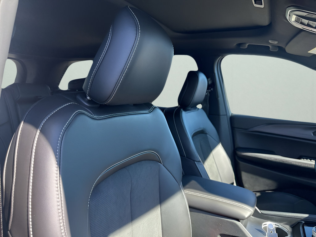 New Car 2025 Jeep Grand Cherokee  For Sale Under $50,000 In Austin, Texas