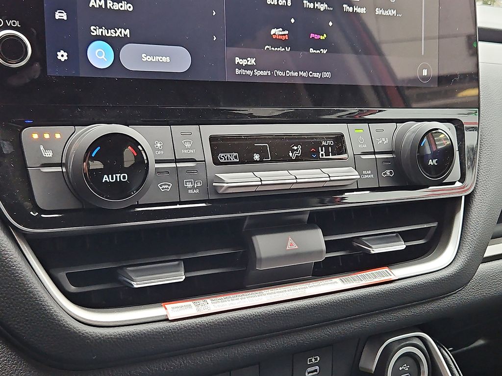 Thumbnail: 2026 Toyota Grand Highlander - 12