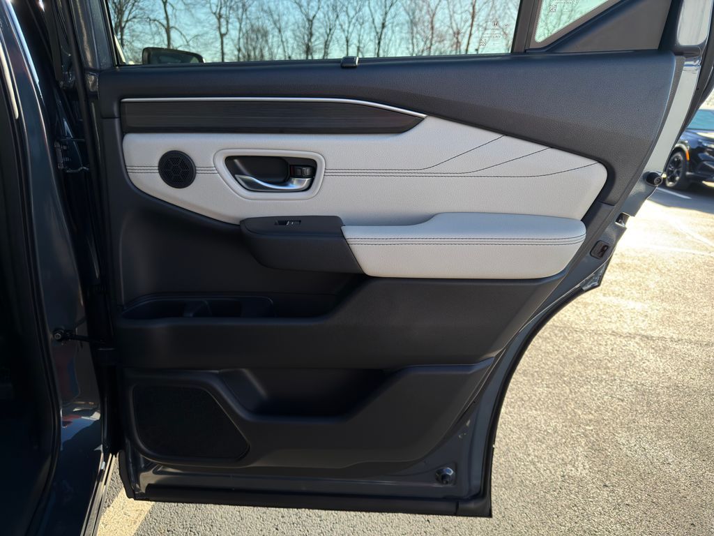 Thumbnail: 2026 Honda Pilot - 25