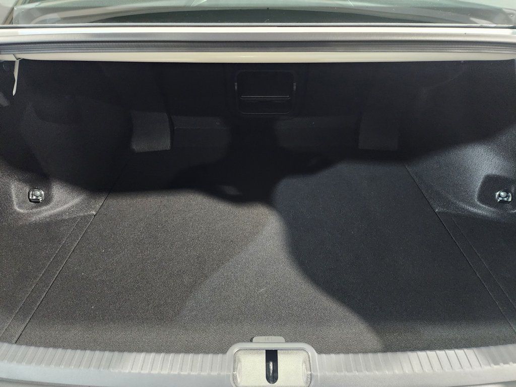 Thumbnail: 2025 Lexus ES - 29