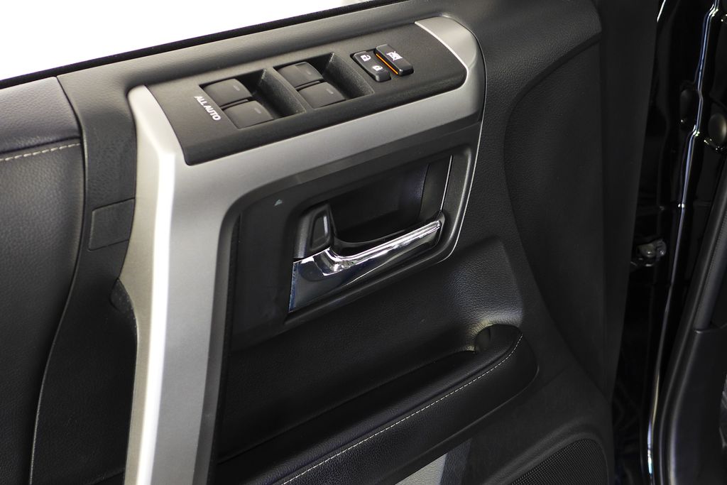 2022 Toyota 4Runner SR5 12