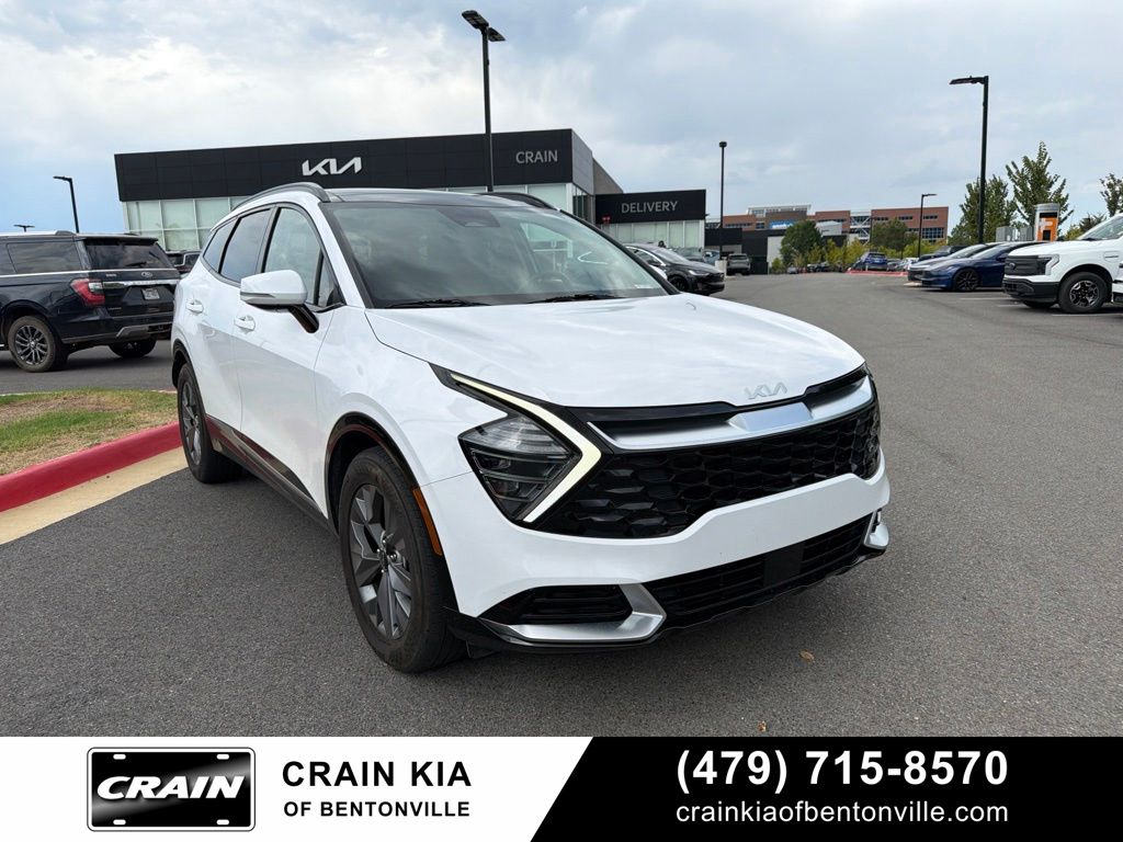 White Pearl 2025 Kia Sportage SUV / Crossover Front-Wheel Drive 8-Speed Automatic