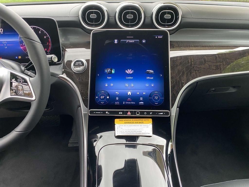 Thumbnail: 2024 Mercedes-Benz GLC - 25