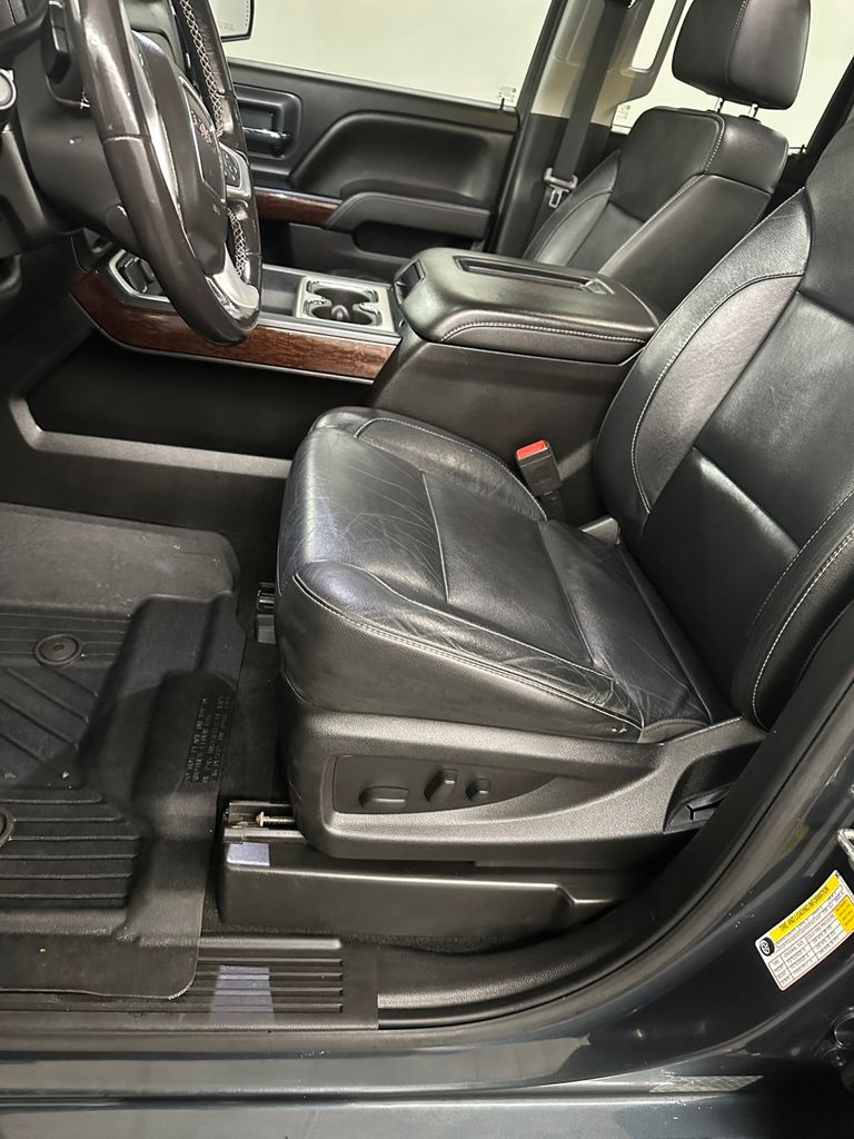 used 2018 GMC Sierra 1500 car, priced at $27,985