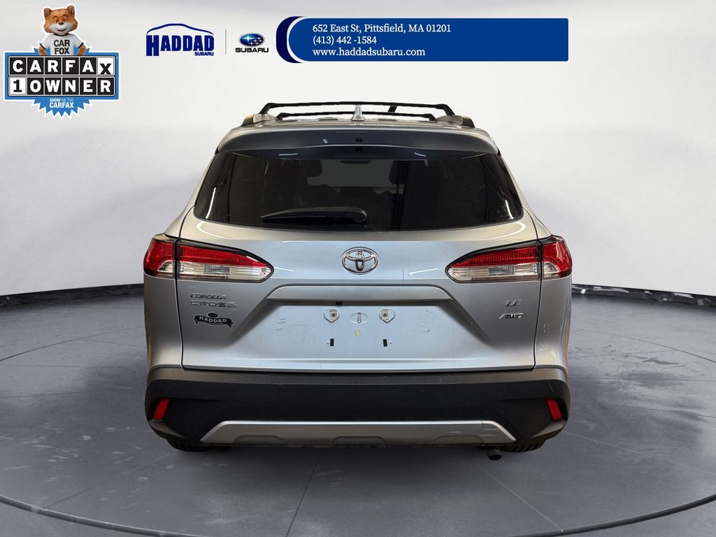 View vehicle photo 4