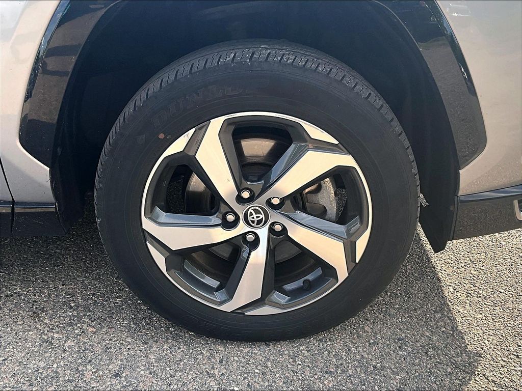 2024 Toyota RAV4 Prime — photo 7