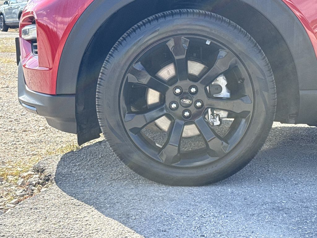 2024 Ford Explorer ST-Line - 8