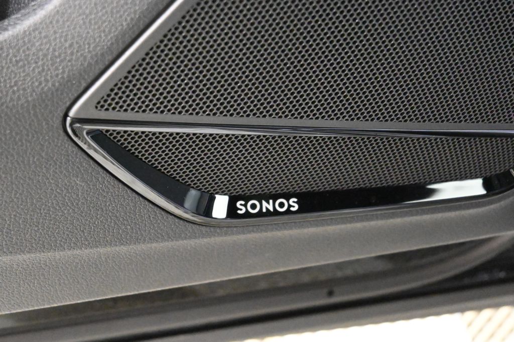 Thumbnail: 2025 Audi Q3 - 25