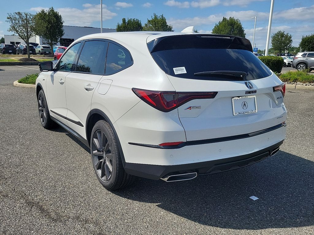 2025 Acura MDX Base 3