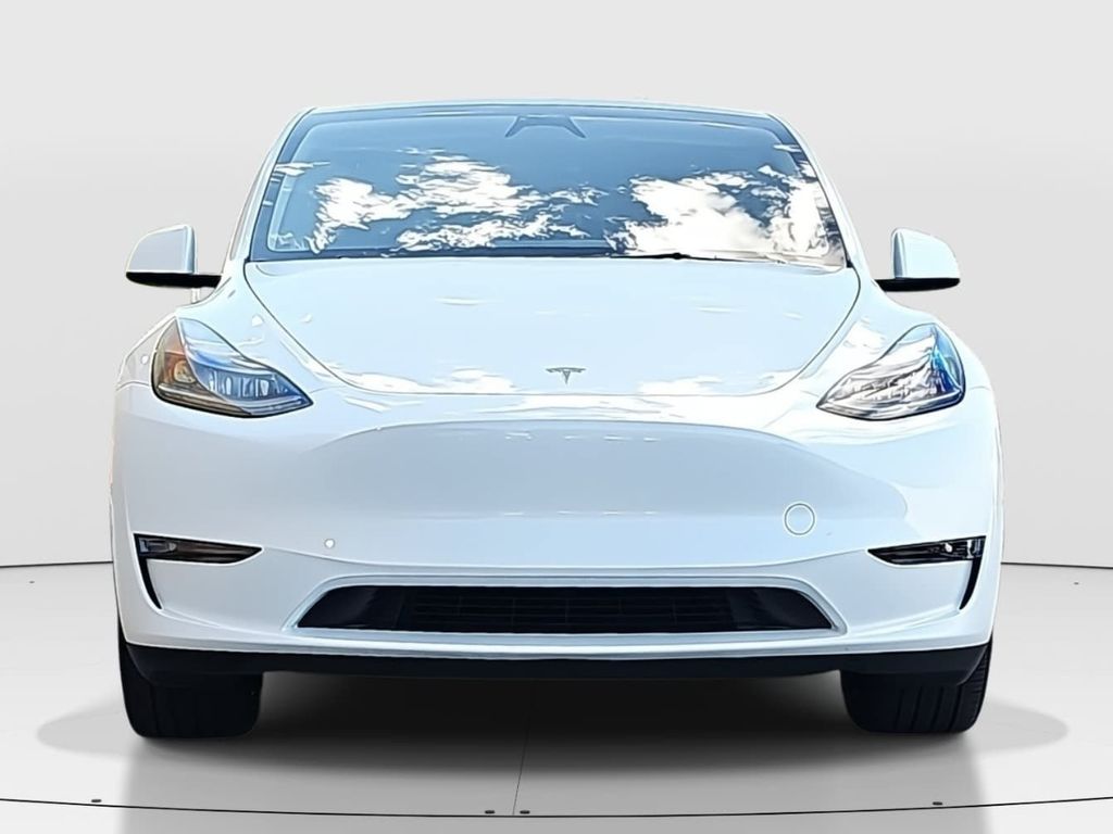 Used 2024 Tesla Model Y Long Range with VIN 7SAYGDED4RF158943 for sale in Las Vegas, NV
