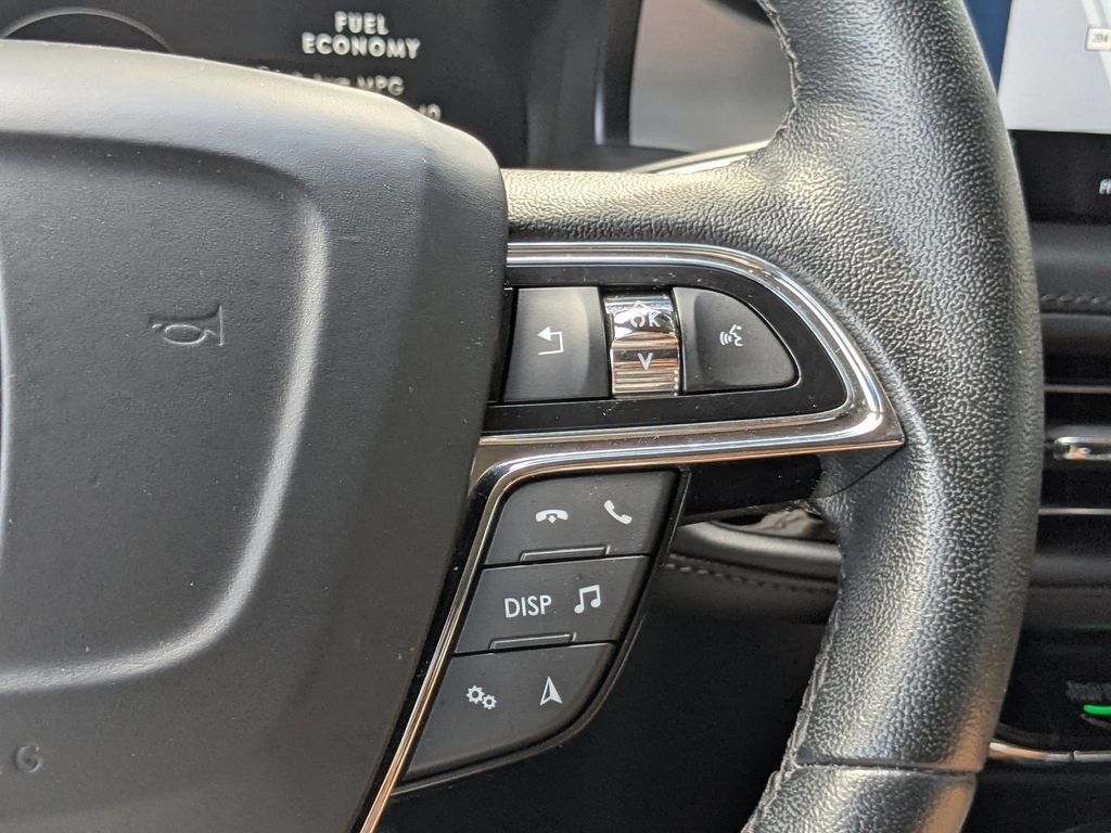 2022 Lincoln Nautilus Standard