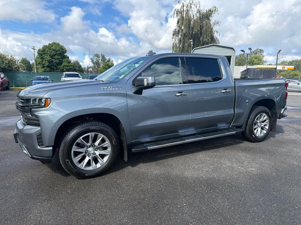 Gray 2019 Chevrolet Silverado 1500 Pickup Truck Four-Wheel Drive 8-Speed Automatic