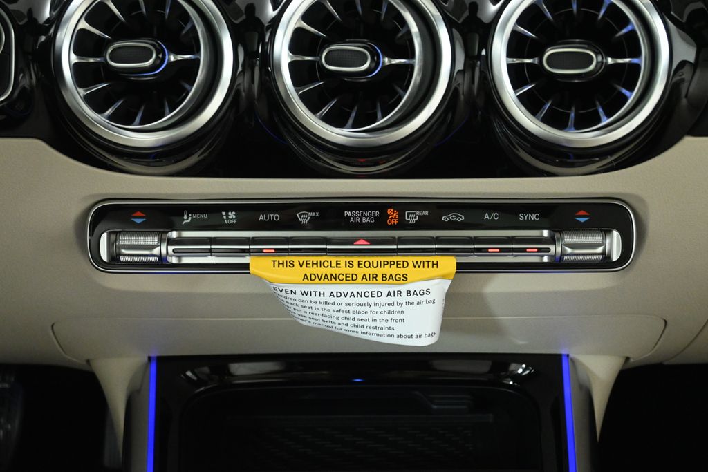 Thumbnail: 2026 Mercedes-Benz GLA - 18