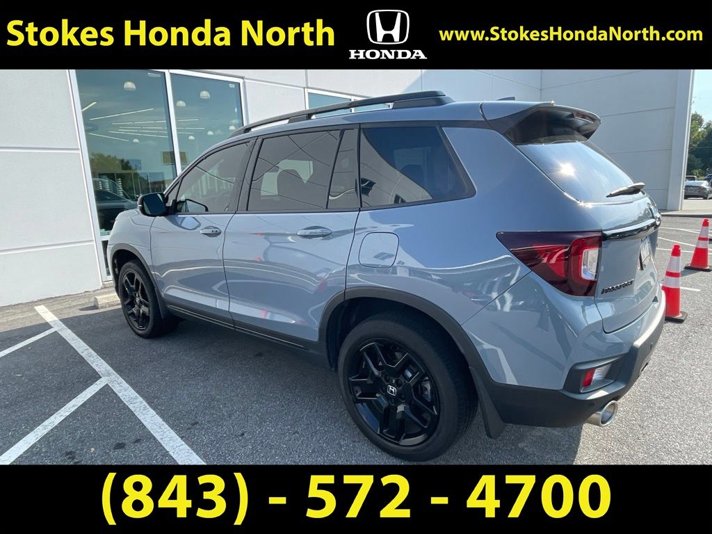 Used 2025 Honda Passport SUV