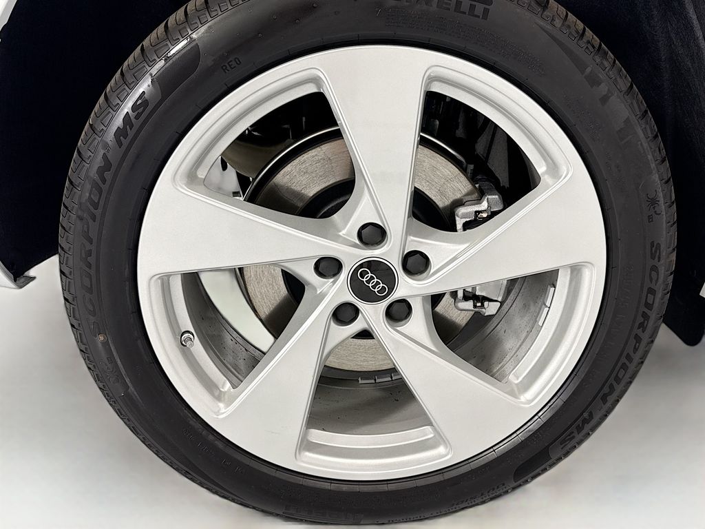 Thumbnail: 2026 Audi Q5 - 32