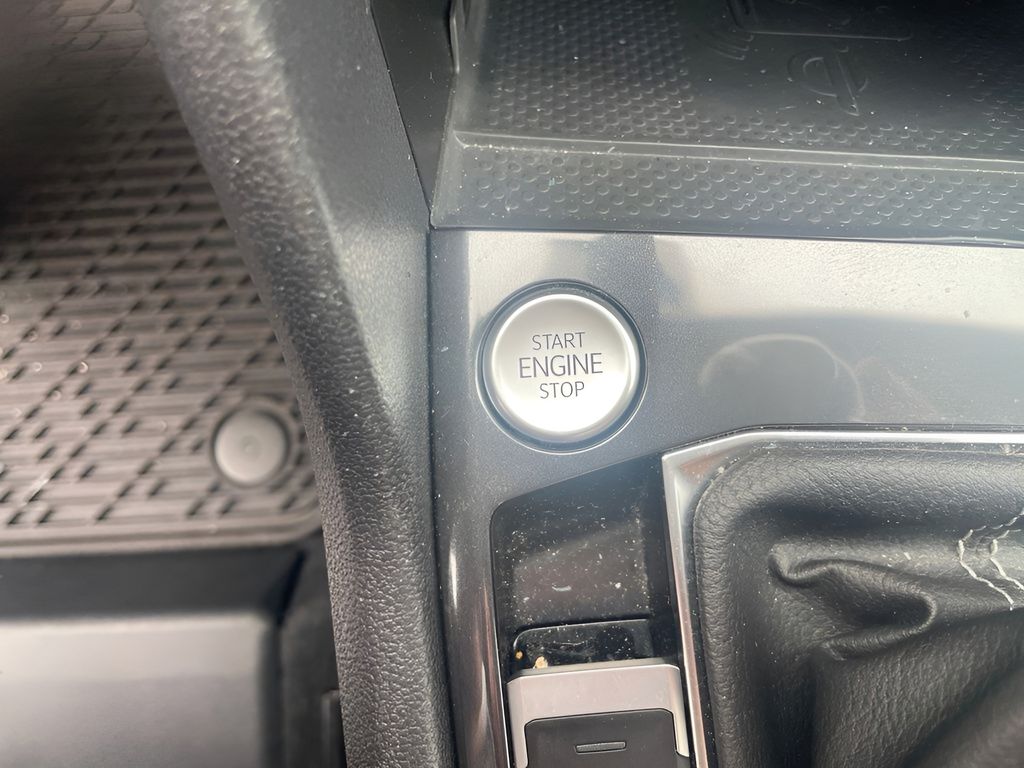 Used 2024 Volkswagen Tiguan SUV